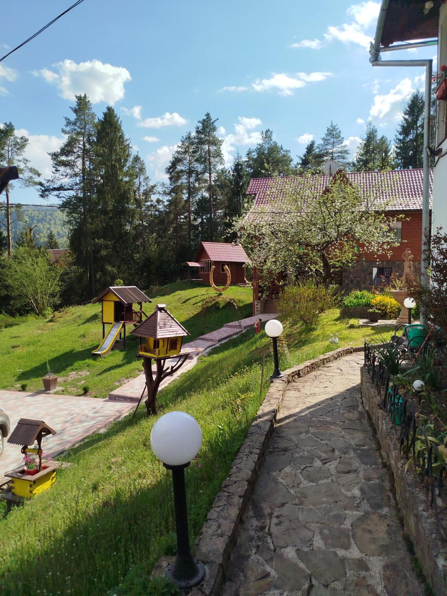 Лісова Казка Villa Yaremche Exterior photo